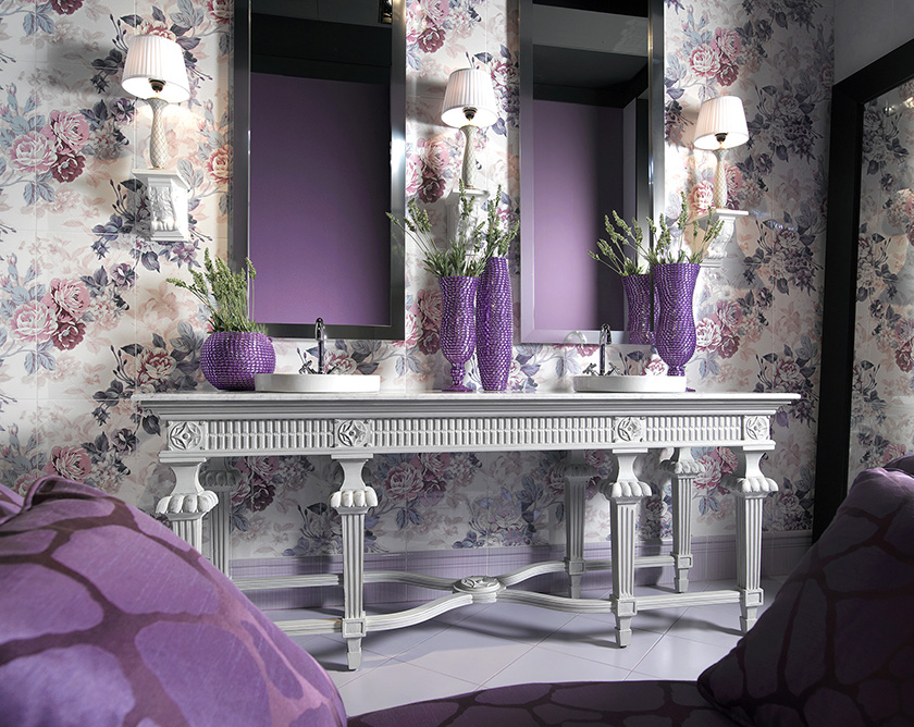 Shabby chic style bathroom in lilac with flowers.