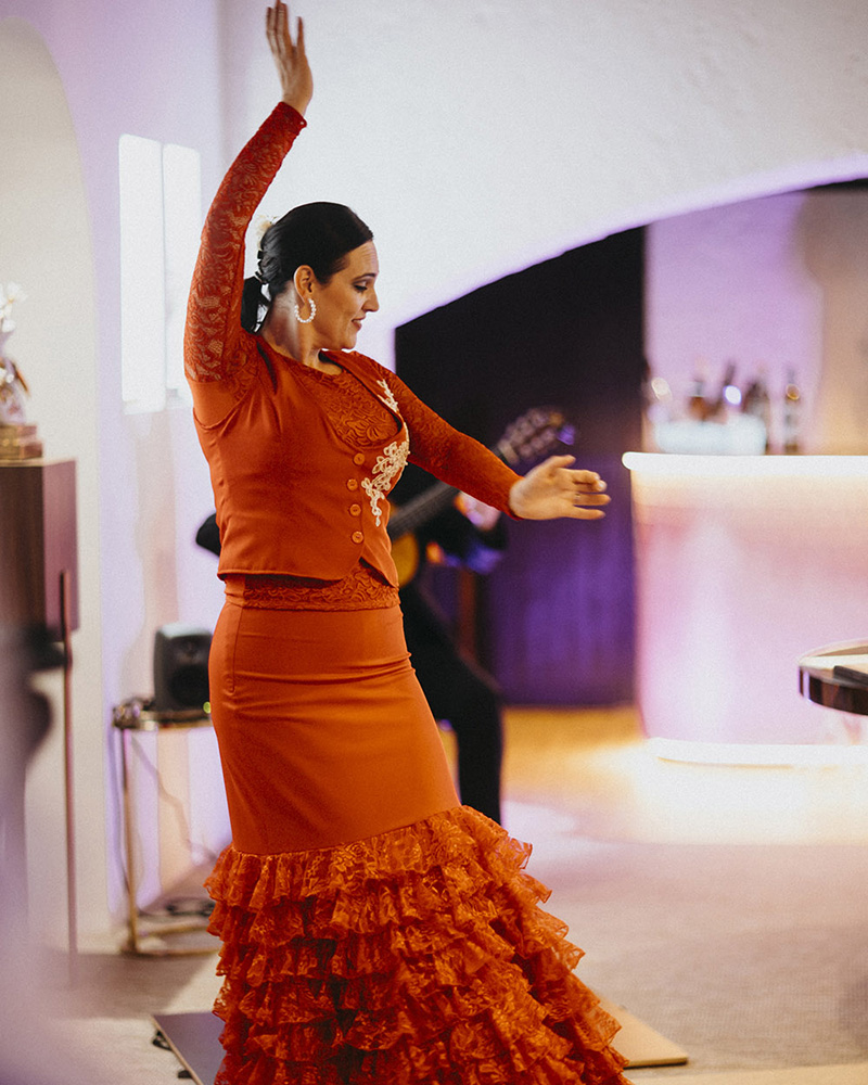 Colección Alexandra celebrates the grand opening of its Prague store with a Spanish-style party, featuring flamenco art and tradition